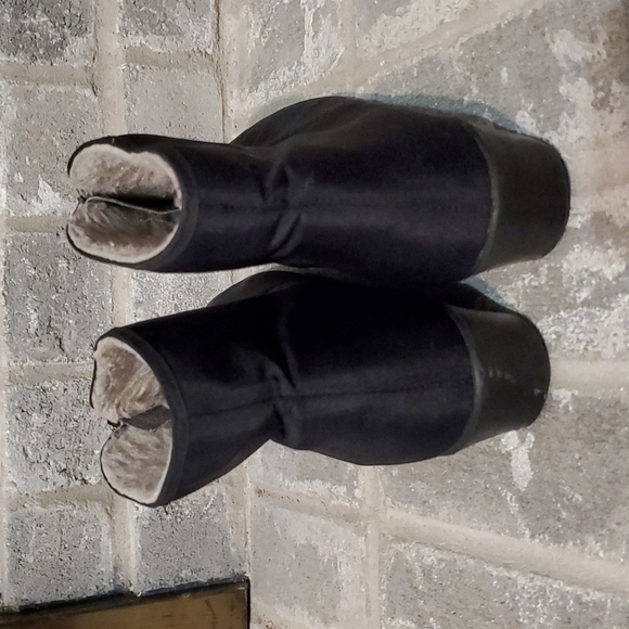 Outdorables Ankle Boots Womens Size 9 Shoes Faux Fur Daniels - Picture 4 of 11